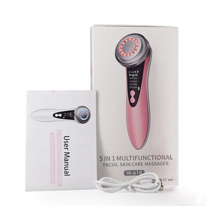 The beauty device cleans the face